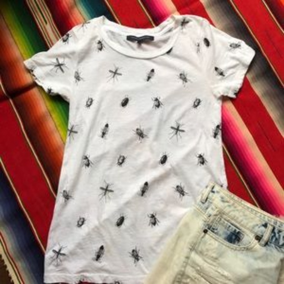 ASO Aria Montgomery Sonny bugs all over tee - Picture 7 of 8